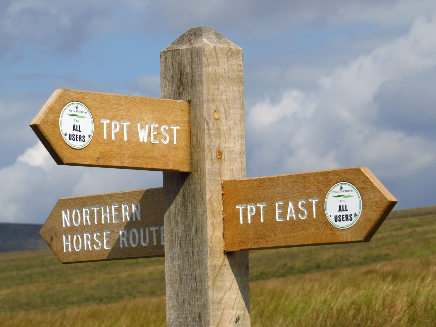 Image name trans pennine trail sign yorkshire the 16 image from the post Walk: Trans Pennine Trail in Yorkshire.com.