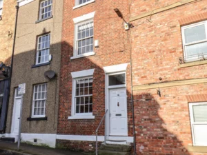 Holiday Cottages in Scarborough Page image 17 Image name 16 st sepulchre street scarborough yorkshire the 2 image from the post Holiday Cottages in Scarborough in Yorkshire.com.