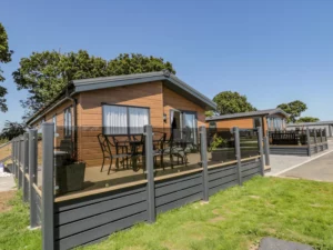 Image name brighter daze holiday cabin bridlington east yorkshire the 3 image from the post Self Catering in Bridlington in Yorkshire.com.