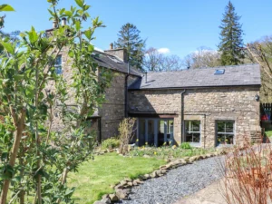 Westmorland Dales Page image 2 Image name burnt mill holiday cottage sedbergh cumbria the 2 image from the post Westmorland Dales in Yorkshire.com.