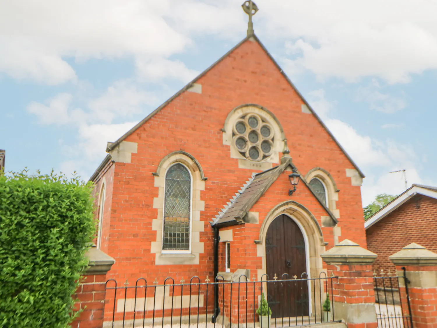 Image name leeming methodist church the 1 image from the post Leeming Methodist Church in Yorkshire.com.