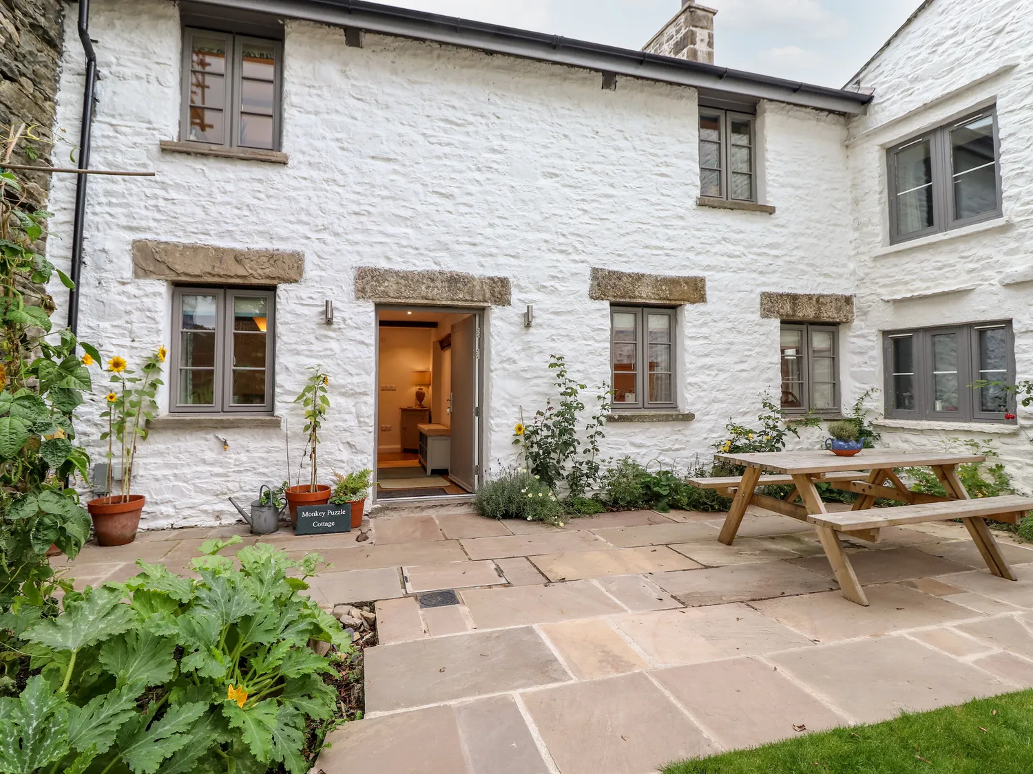 Image name monkey puzzle cottage holiday let sedbergh cumbria the 6 image from the post Accommodation in Yorkshire.com.