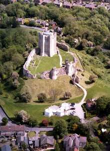 Yorkshire Castles, Ruins and Historical Heritage Post image 5 Conisborough Castle from the air
