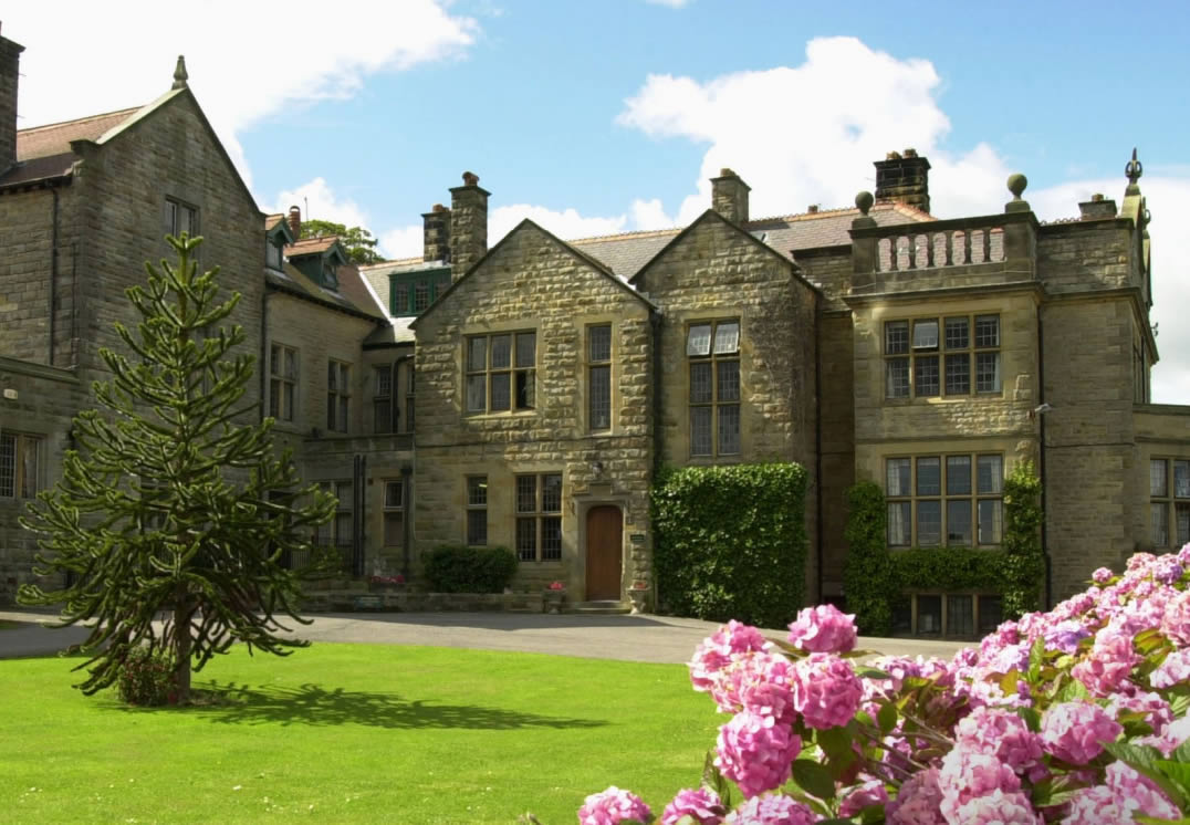 Dunsley Hall Country House Hotel Accommodation image 6 Image name Dunsley Hall Country House Hotel the 4 image from the post Dunsley Hall Country House Hotel in Yorkshire.com.