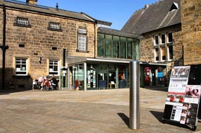 Otley Page image 10 Image name Otley Courthouse 1 the 2 image from the post Otley in Yorkshire.com.