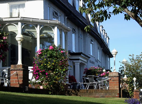 Park Manor Hotel Accommodation image 5 Image name Park Manor Hotel 1 the 3 image from the post Park Manor Hotel in Yorkshire.com.