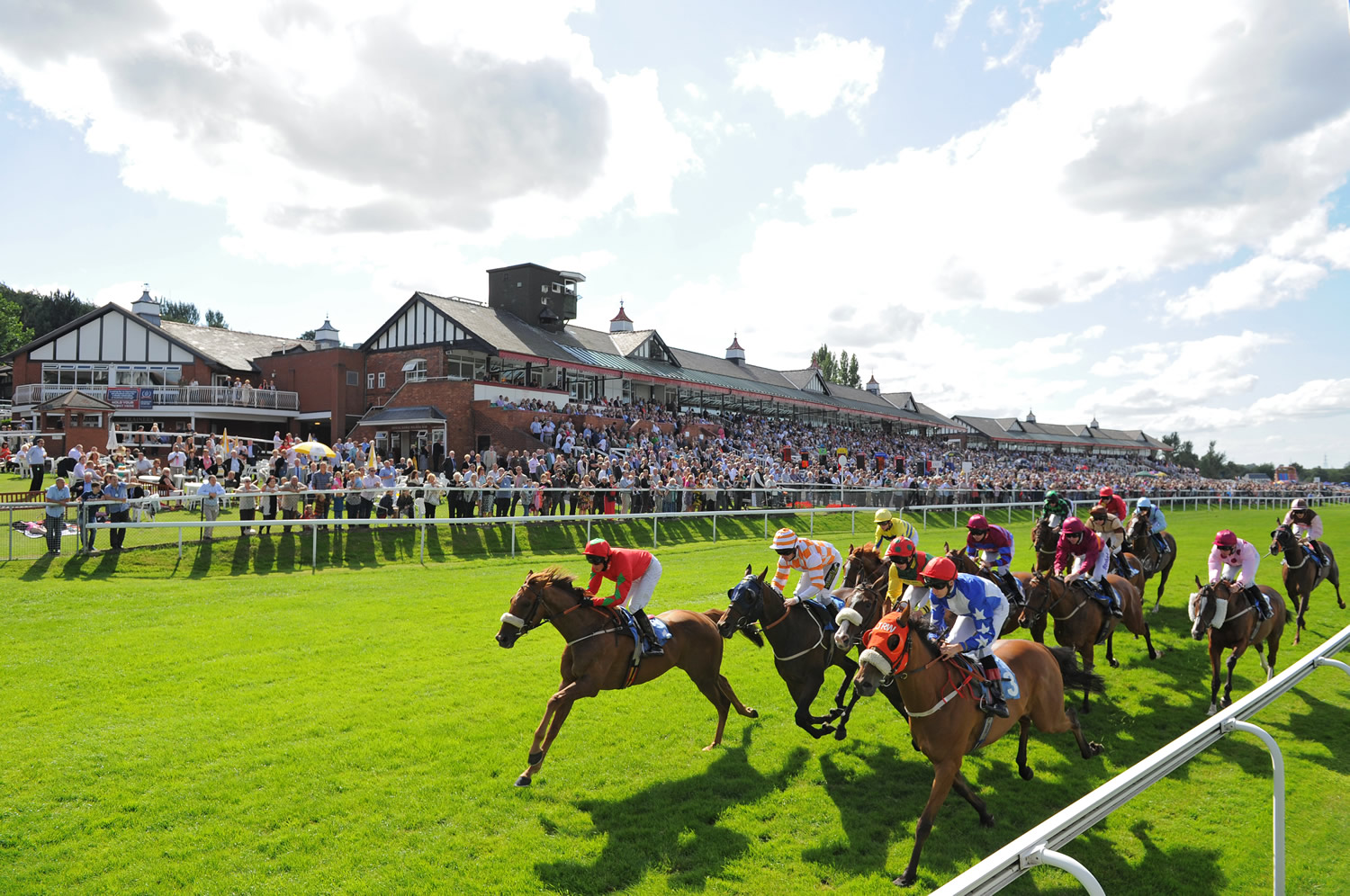 Image name Pontefract Racecourse the 1 image from the post Horse racing Summer Festival begins at Pontefract Racecourse in Yorkshire.com.