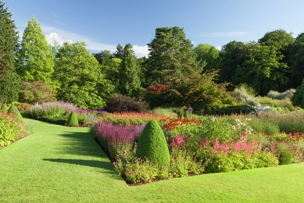 RHS Garden Harlow Carr: A Visitor's Guide to Yorkshire's Horticultural Jewel Visitor Attraction image 5 Image name RHS Garden Harlow Carr the 5 image from the post RHS Garden Harlow Carr: A Visitor's Guide to Yorkshire's Horticultural Jewel in Yorkshire.com.