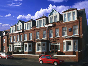 Image name Saxonville Hotel the 1 image from the post Saxonville Hotel in Yorkshire.com.