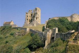 Bed & Breakfast Accommodation In Settle Page image 50 Image name Scarborough Castle the 7 image from the post Bed & Breakfast Accommodation In Settle in Yorkshire.com.