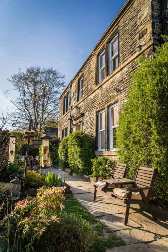 Shibden Hall View Accommodation image 4 Image name Shibden Hall View the 2 image from the post Shibden Hall View in Yorkshire.com.