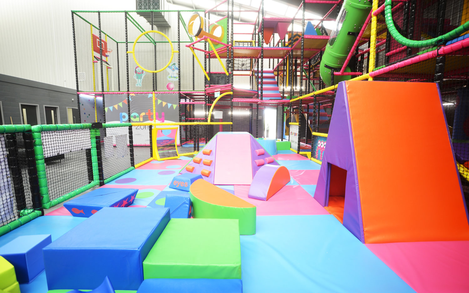 Image name Stompers Play Gym the 7 image from the post Stompers Play Gym in Yorkshire.com.