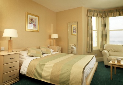 Clifton Hotel Accommodation image 4 Image name The Clifton Hotel 1 the 2 image from the post Clifton Hotel in Yorkshire.com.