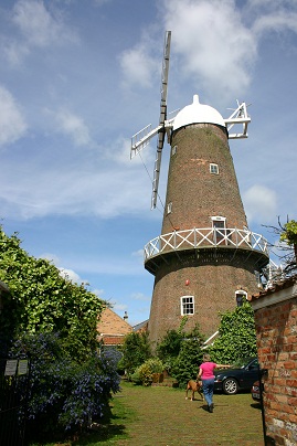 The Windmill Accommodation image 4 Image name The Windmill the 2 image from the post The Windmill in Yorkshire.com.