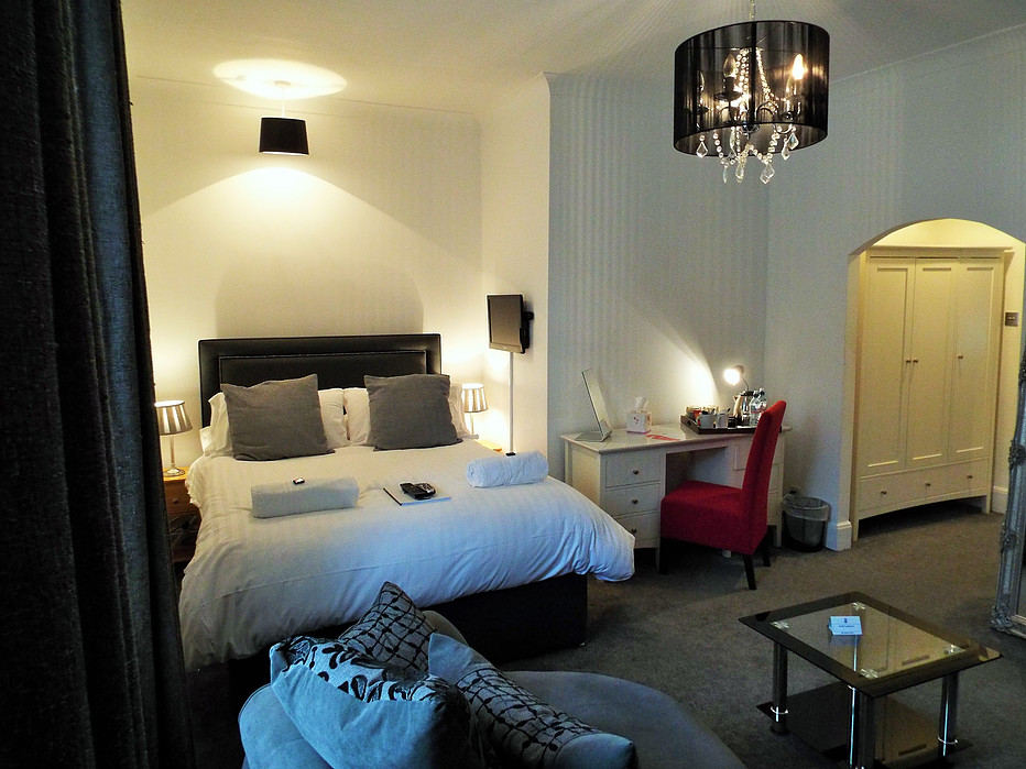 The Unicorn Hotel Wetherspoon Accommodation image 6 Image name Unicorn Hotel 3 the 4 image from the post The Unicorn Hotel Wetherspoon in Yorkshire.com.