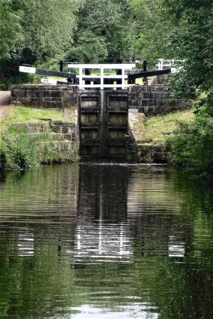 Walking the Huddersfield Narrow Canal – Huddersfield to Marsden Post image 2 Image name canal 1 the 2 image from the post Walking the Huddersfield Narrow Canal – Huddersfield to Marsden in Yorkshire.com.