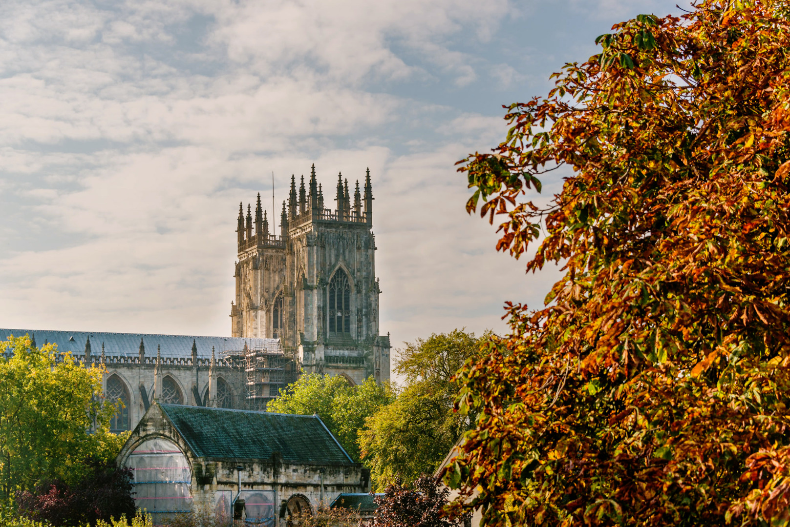 Image name exterior view of york minster edit the 6 image from the post Tourist question: somewhere to stay in York in Yorkshire.com.