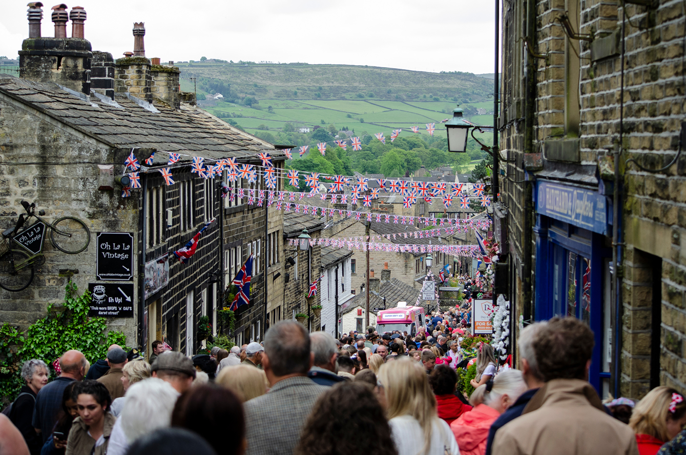 Image name haworth 1940s weekend the 6 image from the post Stepping into the past: immersive historical experiences in Yorkshire.com.