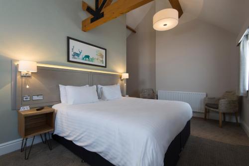 Green Dragon, Welton by Marston's Inns Accommodation image 3 a Hotel in South Cave