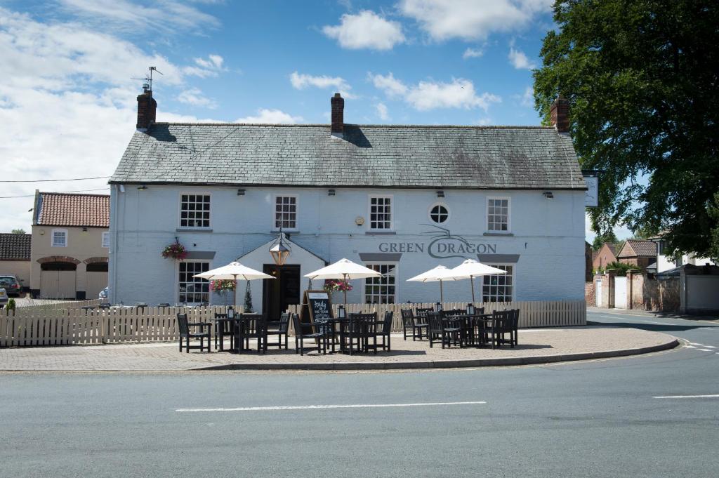 Green Dragon, Welton by Marston's Inns Accommodation image 1 Picture of Green Dragon
