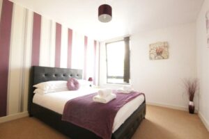 Book Apartments in Hull Page image 43 Picture of Marina Water View Apartment