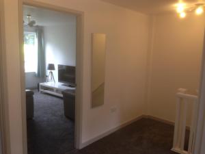 The Beeches 2 - Serviced Duplex Apartment Accommodation image 2 The Beeches 2 - Serviced Duplex Apartment image two