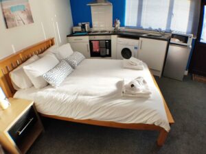 Apartments in Castleford & Surrounds Page image 1 Picture of Toll Bridge Studio
