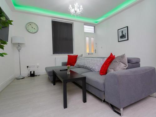 Ivy House Accommodation image 3 Ivy House image three