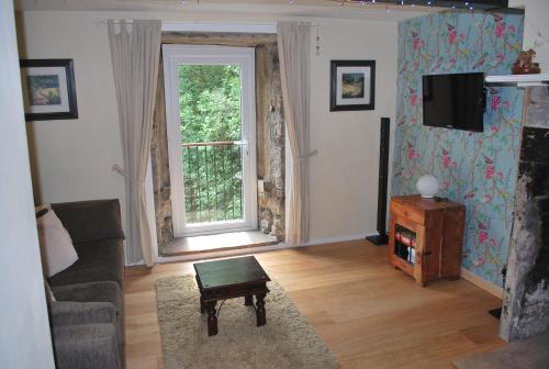 Millpond Cottage Accommodation image 3 Millpond Cottage image three