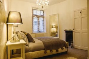 Apartments in Halifax - Prices & Bookings Page image 8 Picture of St John’s Cottage – Simple2let Serviced Apartments