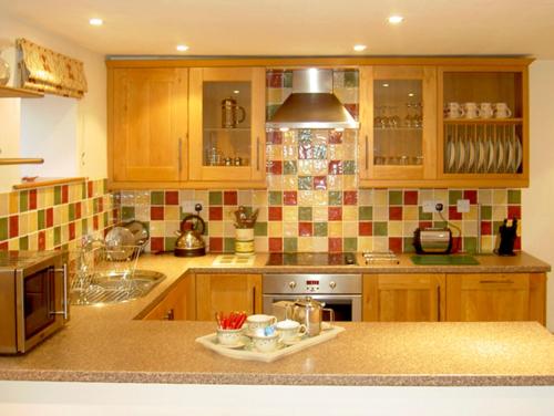 Hayloft Cottage, Scarborough image three