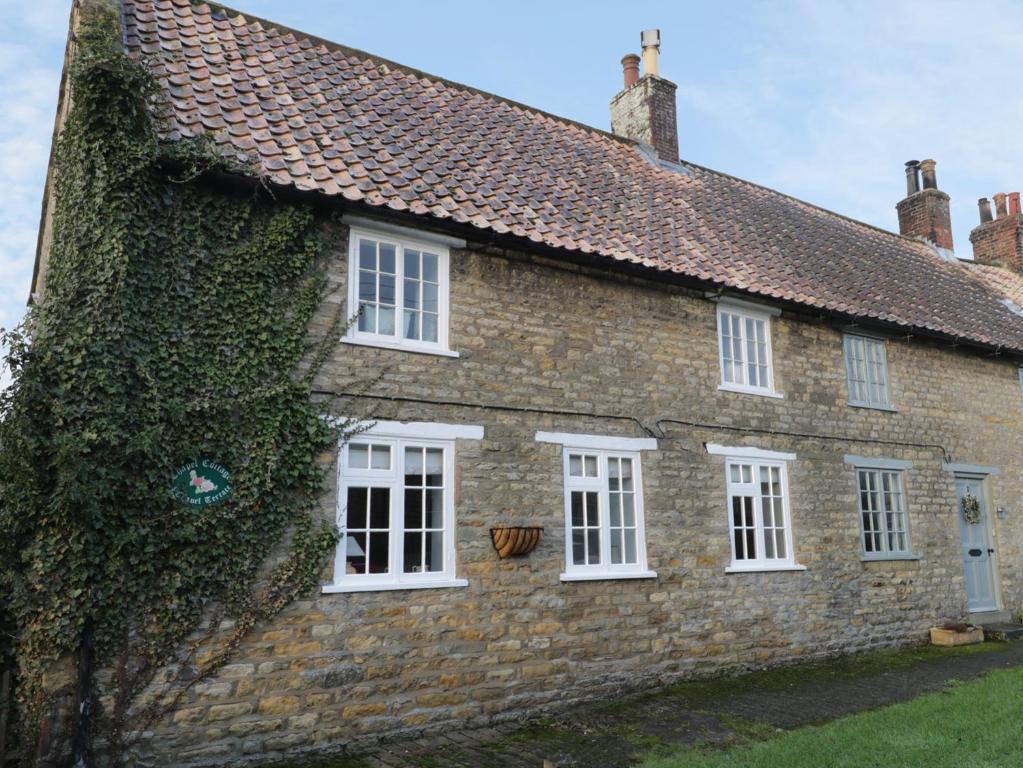 Chapel Cottage, Scarborough image one