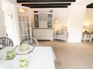 Cobble Cottage, Hornsea Accommodation image 2 Cobble Cottage, Hornsea image two