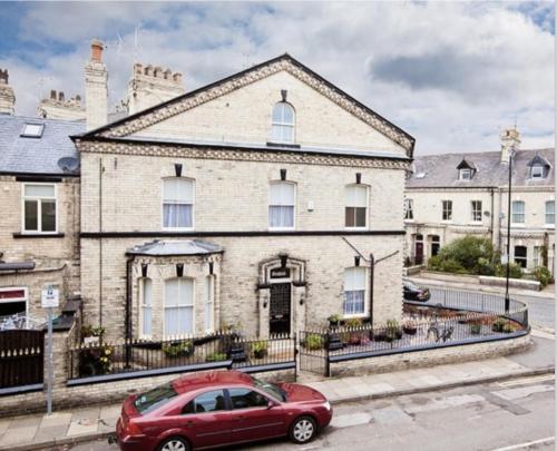 Holiday Homes in York Accommodation image 3 Holiday Homes in York image three