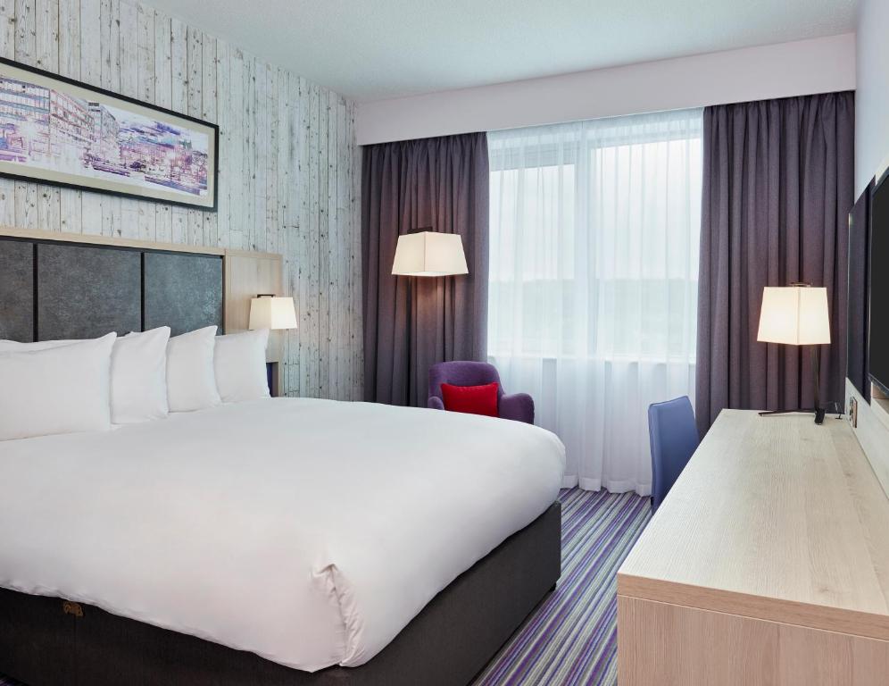Jurys Inn Sheffield Accommodation image 1 Jurys Inn Sheffield image one