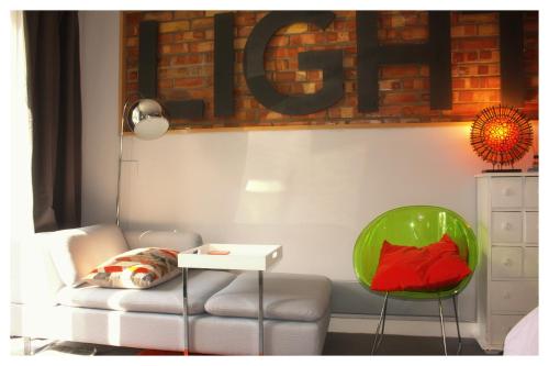 The Light Room at no.7 Accommodation image 3 The Light Room at no.7 image three