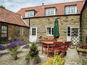 Ravenscar Page image 1 Picture of Smugglers Rock Cottage