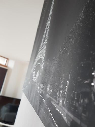 Leeds City Centre Apartments Accommodation image 3 Leeds City Centre Apartments image three