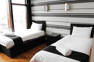 Cornmill Hotel image two