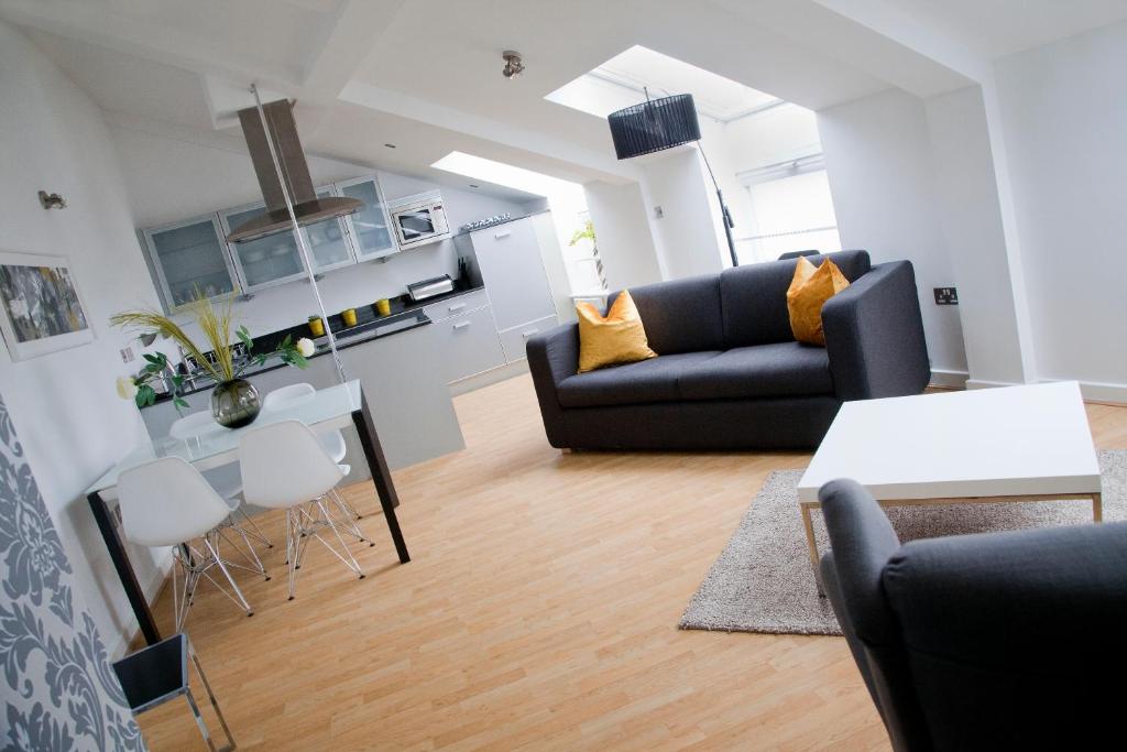 Regent House deluxe 2 bedroom apartment Accommodation image 1 Regent House deluxe 2 bedroom apartment image one
