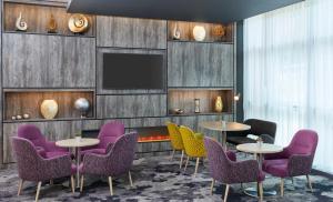 Jurys Inn Sheffield Accommodation image 2 Jurys Inn Sheffield image two