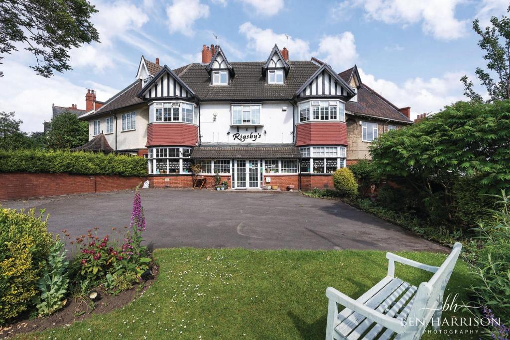 Rigsbys Guesthouse Doncaster Accommodation image 1 Rigsbys Guesthouse Doncaster image one