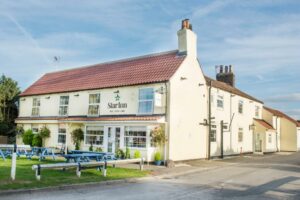 Weaverthorpe Page image 4 Picture of The Star Inn