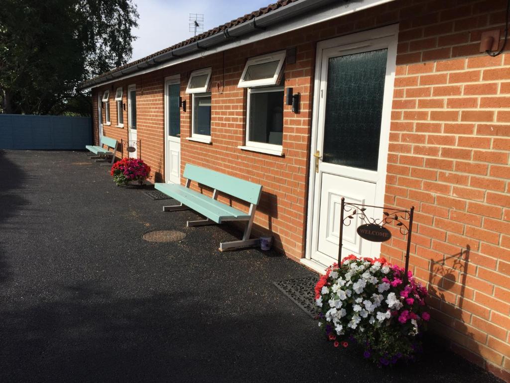 Linden Tree Holiday Apartments Accommodation image 1 Linden Tree Holiday Apartments image one