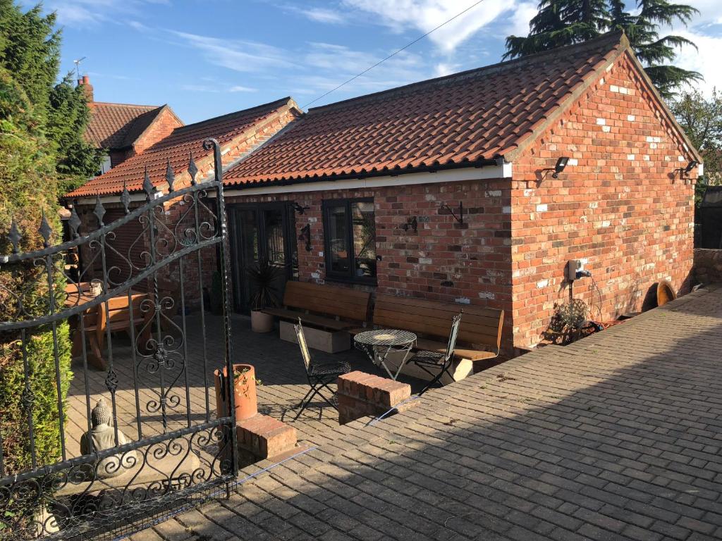 Picture of bailiffs cottage annex