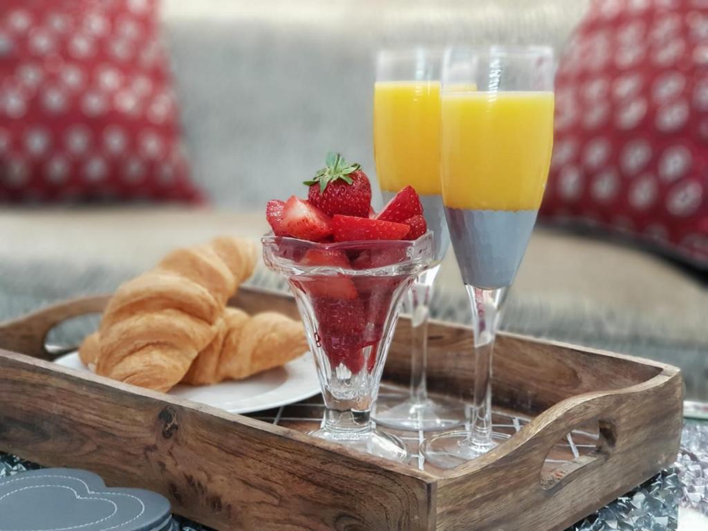 Prosecco Palace image one
