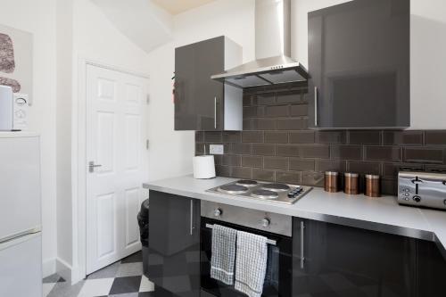 Avenfield Apartments Accommodation image 3 Avenfield Apartments image three