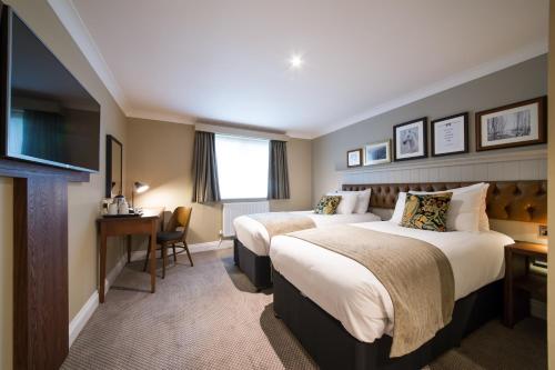 Innkeeper's Lodge Huddersfield, Kirkburton image three