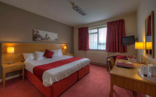 Kingstown Hotel by Greene King Inns image three