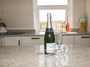 Beacon Heights, Bridlington image two